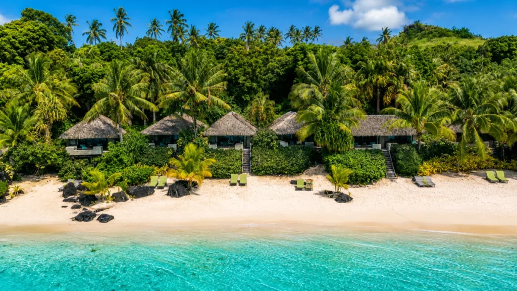 Cook Islands vs Hawaii for a Slower Island Experience - Aitutaki Cook Islands